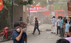 Hệ thống chữa cháy kích hoạt bị lỗi, người dân phố Hoàng Văn Thái, Thanh Xuân tá hoả trong khói mù mịt
