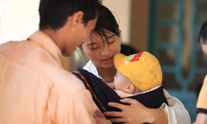 Chăm sóc trẻ sơ sinh theo từng giai đoạn phát triển
