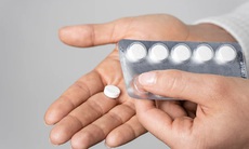 6 loại thuốc không kê đơn có thể gây nguy hiểm cho người cao tuổi