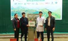 ‘Tết ấm vùng cao’ trao tặng 11 tủ thuốc cùng quà tặng cho các trạm y tế xã vùng cao Lai Châu