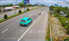 Cảnh sát giao thông dẫn đường đưa sản phụ vỡ ối đi cấp cứu