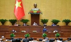 Bộ trưởng Đào Hồng Lan: Tập trung sửa đổi phụ cấp ưu đãi và chế độ cho nhân viên y tế thôn bản