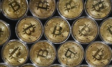 Bitcoin lần đầu vượt mốc 90.000 USD