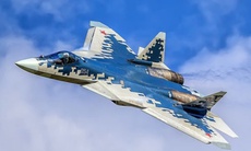 Su-57 lần đầu hạ cánh tại Trung Quốc