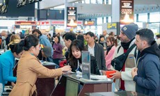 Vận chuyển hành khách tăng trưởng cao, chỉ ngành hàng không sụt giảm