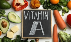 Điều gì xảy ra với cơ thể khi không nhận đủ lượng vitamin A?