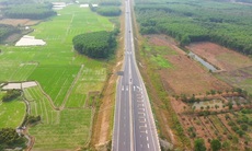Làm gì để khắc phục bất cập tuyến cao tốc Cam Lộ - La Sơn?