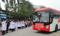 'Bến xe' đặc biệt với 21 chuyến xe yêu thương miễn phí đưa 700 người bệnh về quê đón Tết