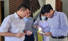 Liên tiếp ghi nhận các ca bệnh sốt rét từ nước ngoài về, Hà Tĩnh cấp tập lấy lam máu xét nghiệm