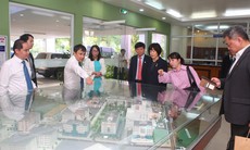 Đoàn ĐBQH Hàn Quốc ấn tượng với kỹ thuật y khoa tiên tiến tại BV Trung ương Huế