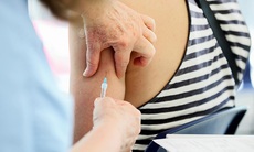 Tiêm vaccine phòng dại có hại thần kinh không?