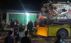 Tuyên Quang: Va chạm giữa xe khách và xe container khiến 5 người tử vong tại chỗ