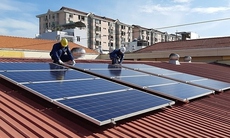 Điện mặt trời mái nhà dùng thừa có thể được bán lên lưới có hợp lý?