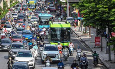 Xe buýt Hà Nội chạy xuyên lễ 30/4 - 1/5, tăng chuyến phục vụ người dân