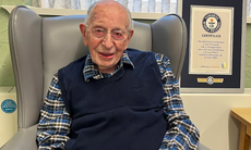 Cụ ông 111 tuổi người Anh: Tuổi thọ 'chỉ là may mắn'