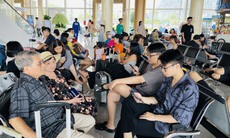 Thực hư vụ nhiều du khách mắc kẹt trên tàu ra đảo Quan Lạn, Quảng Ninh