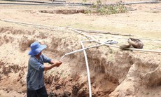 Người dân Ninh Thuận khó khăn vì hồ nước cạn trơ đáy