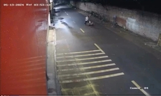 Cô gái bị đâm hàng chục nhát dao giữa đường ở Hà Nội