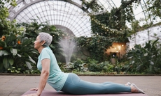 Một số bài tập yoga giúp đẹp da, chậm lão hóa