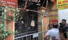 Nhân chứng vụ cháy nhà trọ Trung Kính: 'Dùng bình cứu hỏa xịt nhưng không hiệu quả'