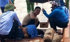 Phà đang chạy, một phụ nữ nhảy xuống sông tự tử