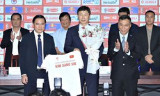 HLV trưởng đội tuyển Việt Nam Kim Sang Sik nói gì trong ngày ra mắt?