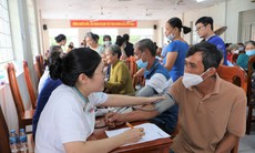 Victoria Healthcare tổ chức khám bệnh thiện nguyện cho 300 gia đình khó khăn tại Vĩnh Long