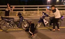 Phạt nhóm thanh niên dàn cảnh tai nạn trên cầu chụp ảnh
