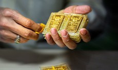 Giá vàng khi nào chạm đáy?