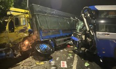 Thông tin mới nhất vụ tai nạn liên hoàn giữa 3 ô tô trong đêm mưa ở Huế