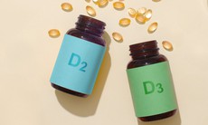 Sự khác nhau giữa vitamin D2 và D3, nên dùng loại nào?
