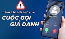 Cụ bà 82 tuổi thoát bẫy lừa của kẻ giả danh công an