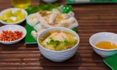 Thưởng thức bánh cuốn Cao Bằng, món ăn tuy quen mà lạ