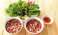 Người đàn ông tử vong sau khi ăn tiết canh lợn