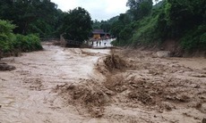 Thủ tướng chỉ đạo ứng phó nguy cơ bão mạnh, lũ lụt, sạt lở đất