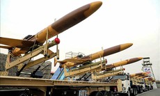 Iran yêu cầu các hãng hàng không tránh không phận, Ai cập và Anh phát cảnh báo