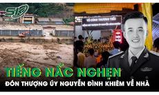 Nghẹn ngào đón Thượng úy hy sinh khi chống bão số 3 về quê nhà Ninh Bình: 'Về nhà mình rồi anh ơi'