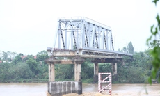Nguyên nhân ban đầu làm sập cầu Phong Châu