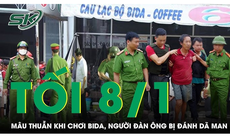 Tối 8/1: Cay cú vì chơi bida thua, 2 đối tượng đánh người đàn ông tới tấp mặc nạn nhân quỳ gối van xin