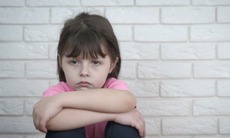 Hội chứng Rett: Rối loạn thần kinh hiếm gặp ở trẻ em gái