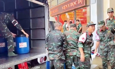 Lực lượng Quân y hỗ trợ nhân dân phòng, chống dịch bệnh sau lũ lụt