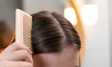 Chải đầu dưỡng sinh giúp ngủ ngon và khỏe đẹp