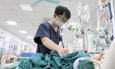 3 người đàn ông bị tổn thương đa cơ quan do nhiễm loại xoắn khuẩn trong nước lũ