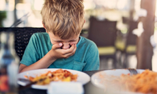 Cách nhận diện và bổ sung thiếu vi chất dinh dưỡng ở trẻ nhiễm HIV