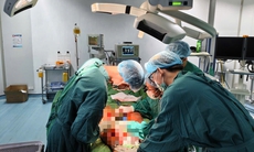 Ca đại phẫu 'bắc cầu động mạch khoeo' giữ lại chân cho chàng trai trẻ