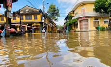 Mưa lớn ở miền Trung vẫn còn phức tạp