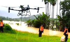 Quân khu 5 sử dụng thiết bị chuyên dụng máy bay không người lái cứu trợ vùng cô lập Trà My