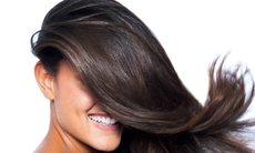 Bỏ túi 7 bí quyết giúp tóc đẹp chuẩn salon ngay tại nhà