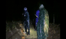 Quảng Trị ngập sâu, đất đá vùi lấp nhiều chuồng trại, ruộng đồng