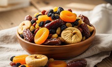 Điều gì xảy ra với lượng đường trong máu khi ăn trái cây sấy khô?